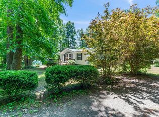 6592 Pebble Ln, Oxford, NC 27565