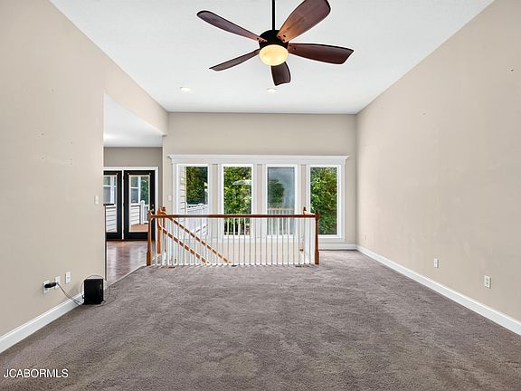 4th image of 3410 Tanglewood Way