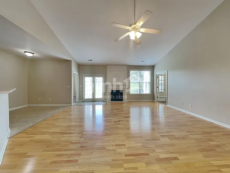 331 Surrywood Dr — Photo 6