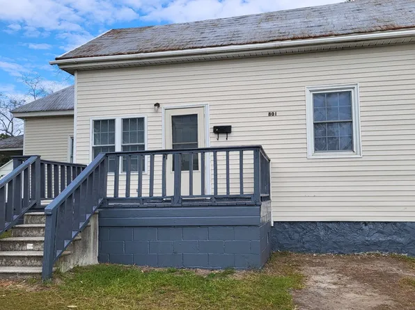 801 E. 6th, 801 E 6th St #B, Lumberton, NC 28358