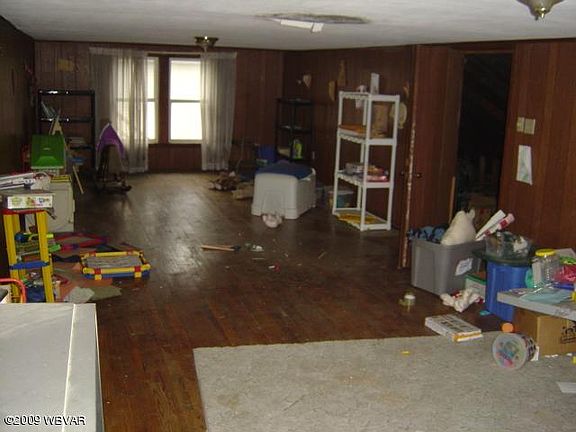 5th image of 2073 Whitford Ave S
