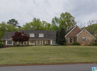1520 Lake Site Dr, Birmingham, AL 35235