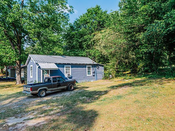 4th image of 3547 Riggins Mill Rd