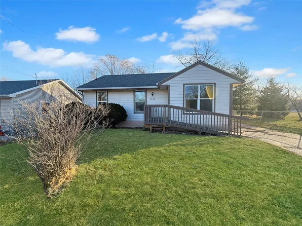 1345 Sampson St, Des Moines, IA 50316