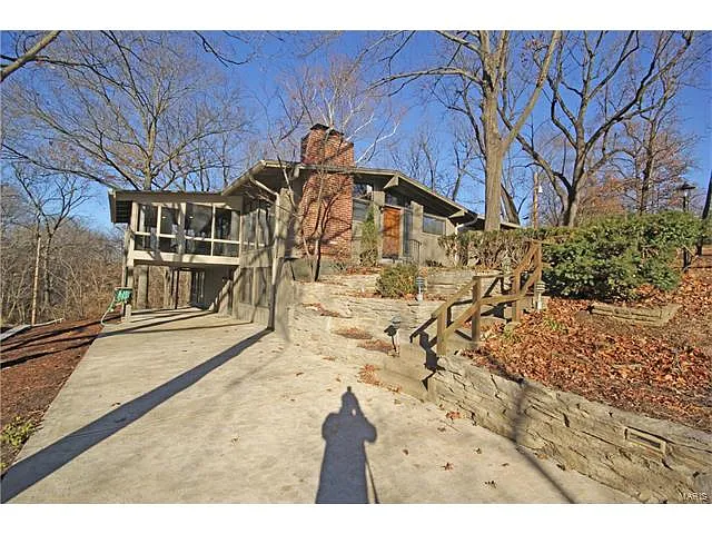 1515 Lark Ave photo 1