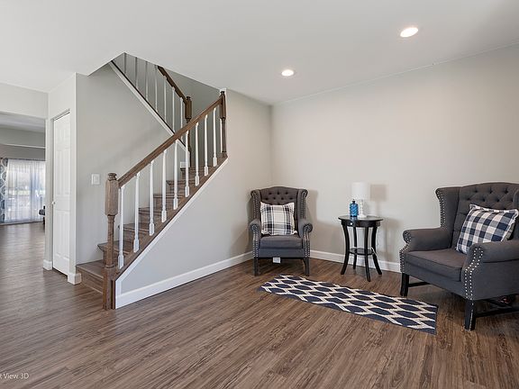 2nd image of 2826 Diane Dr