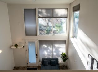 3402 15th Ave W #2, Seattle, WA 98119