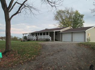 7100 Ridge Rd, Zanesville, OH 43701