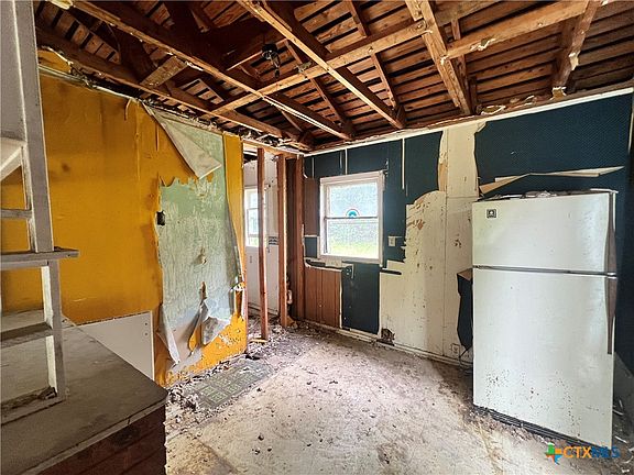 5th image of 3707 Broken Bow Rd