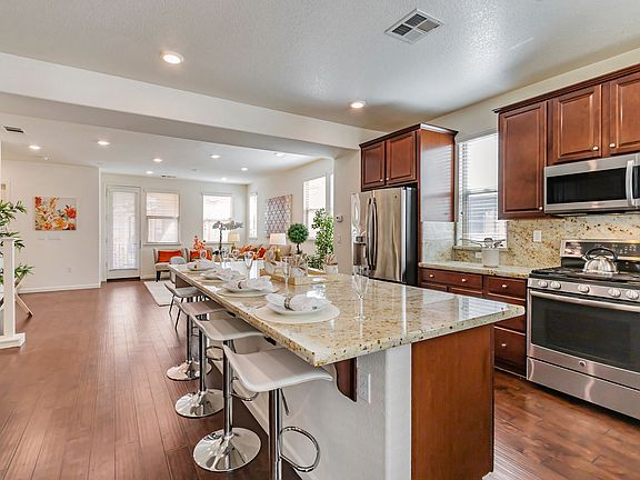 3rd image of 226 Montalcino Cir #226
