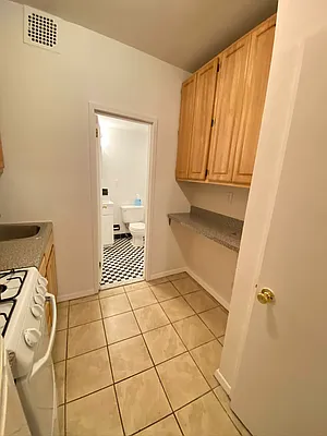 Rented by Best Apartments North Inc | media 19