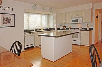 5th image of 37366 Saint Martins St