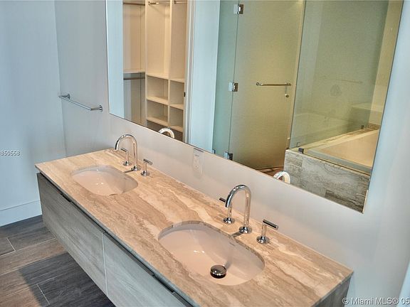 5th image of 2900 NE 7th Ave Unit 2504