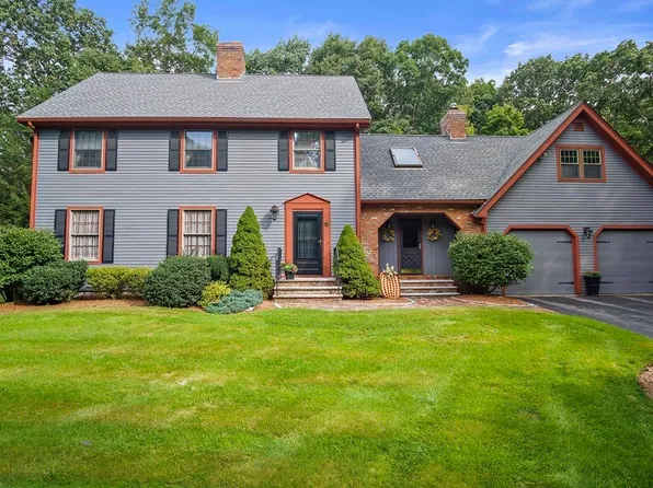 130 Fort Sumter Dr, Holden, MA 01520