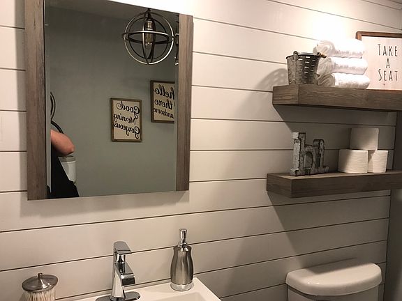 Beautiful shiplap walls!