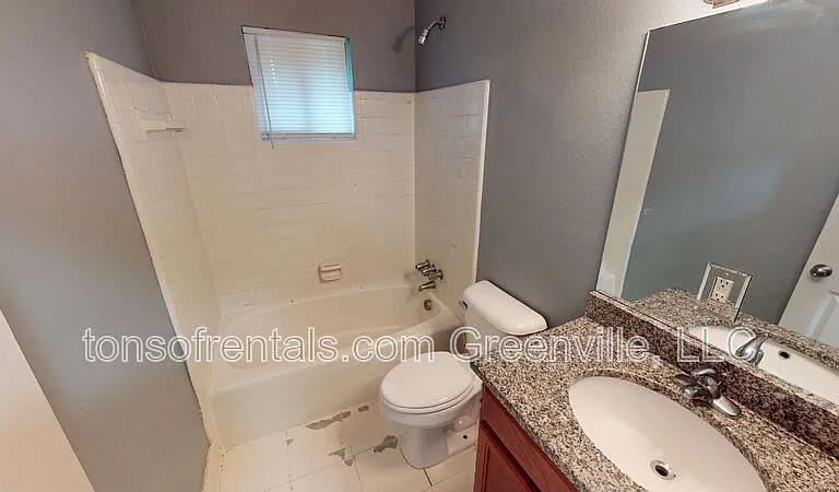 88 W Park Dr #H — Photo 7