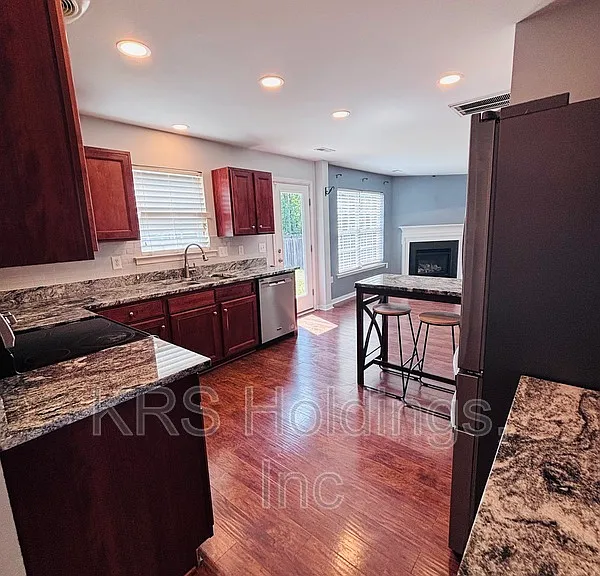 3407 Thornsett Dr — Photo 12