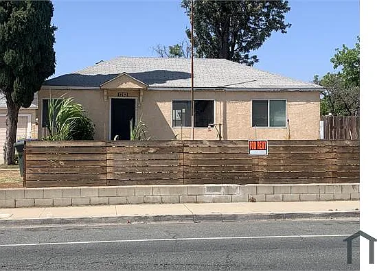 1262 Marline Ave