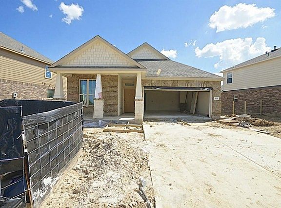 2nd image of 5418 Baronet Dr