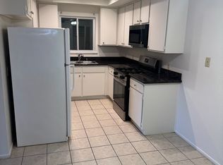 Rancho Vista Apartments, Palm Desert, CA 92211