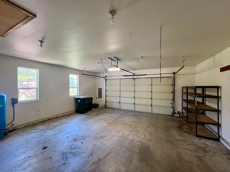 3611 Baker Ames Rd NE — Photo 20