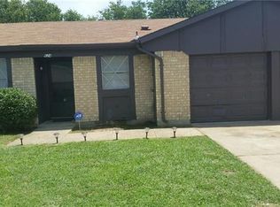 624 Thompson St, Everman, TX 76140