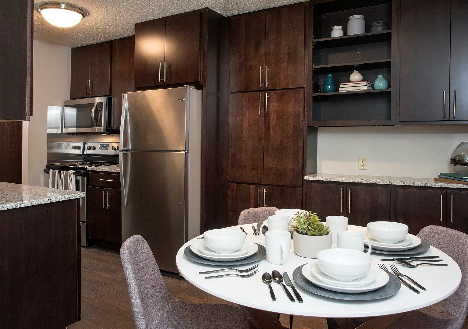 Aspenwoods Apartments — Photo 2
