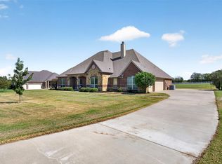 225 Diamond Rose Dr, Burleson, TX 76028