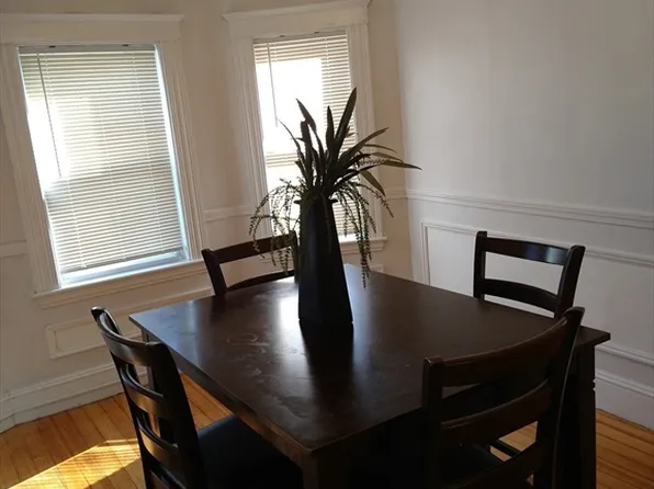 25 Bayard St APT 2, Dedham, MA 02026