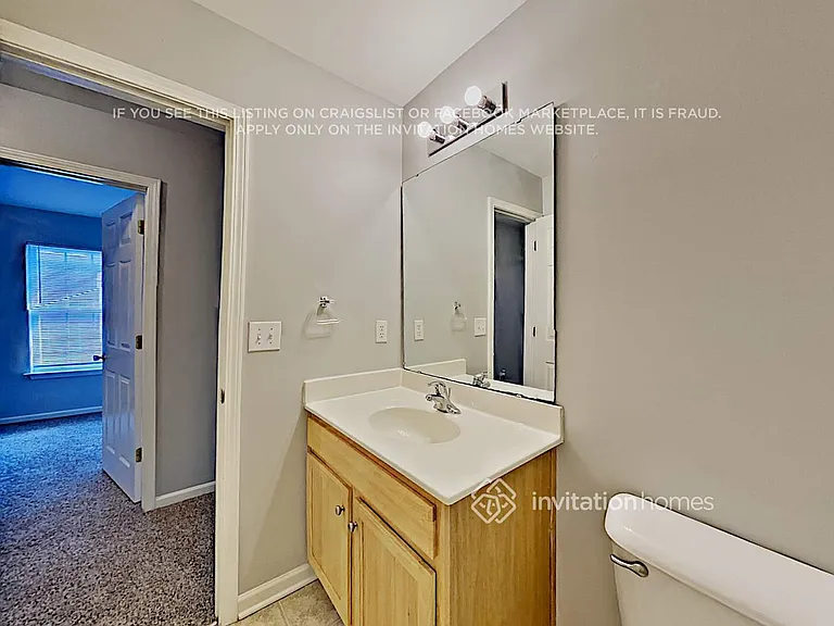 1320 Eastway Dr — Photo 17