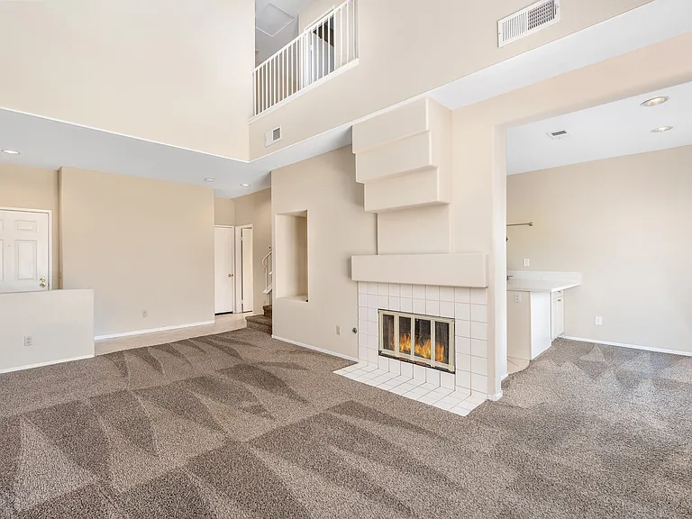 9533 Questa Pointe — Photo 3