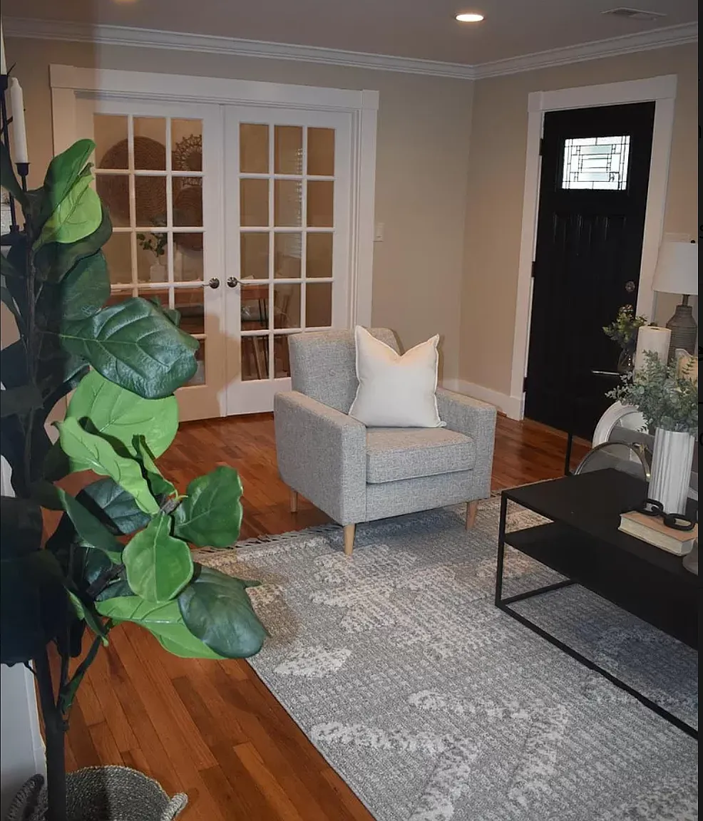4 bed, 1820 sqft, $3,200 — Photo 4