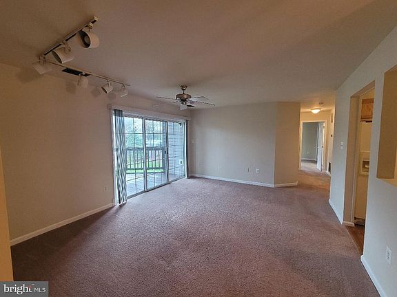 2nd image of 112 Timberlake Ter #8