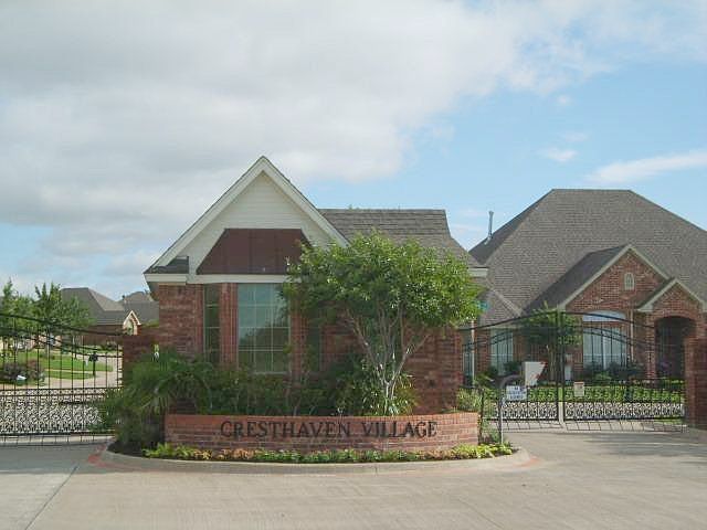 1st image of 107 Crestridge Dr #15