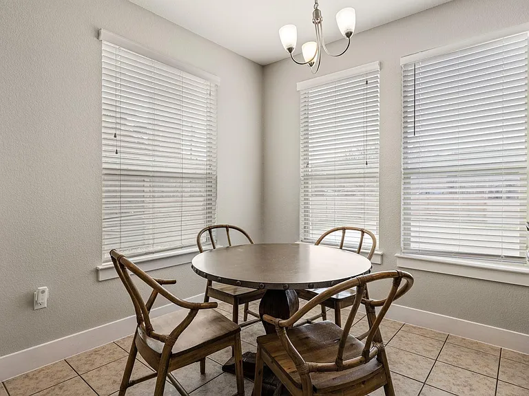 2215 Katy Ln #C — Photo 11