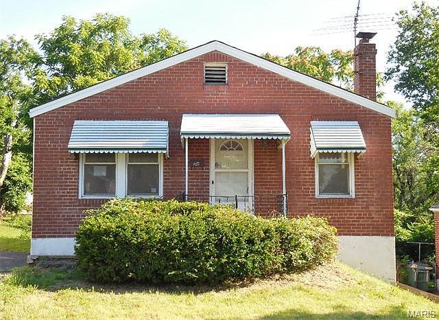 1st image of 823 Elias Ave