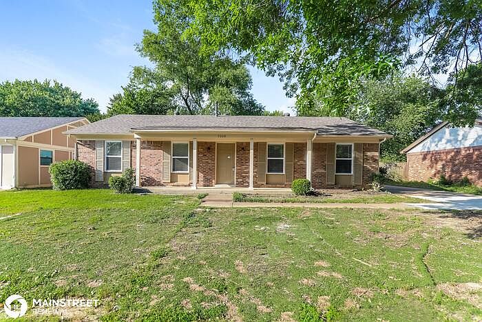 1st image of 7068 Rose Trail Dr