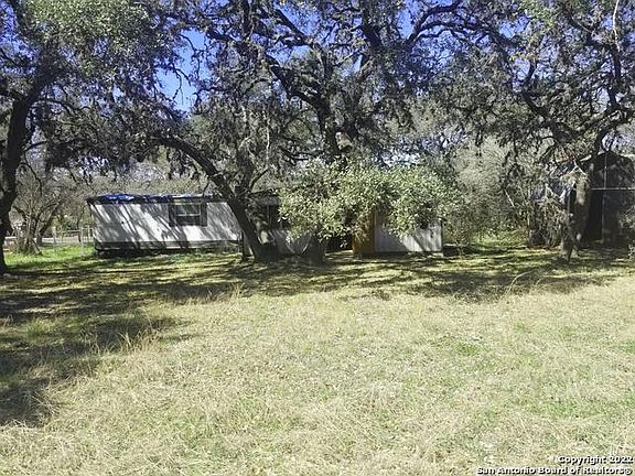4th image of 742 Nakoosa Dr