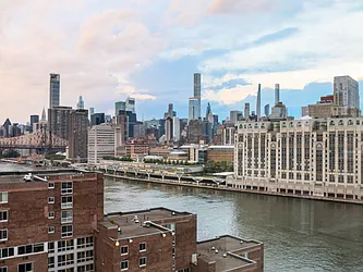 Westview at 595-625 Main Street in Roosevelt Island