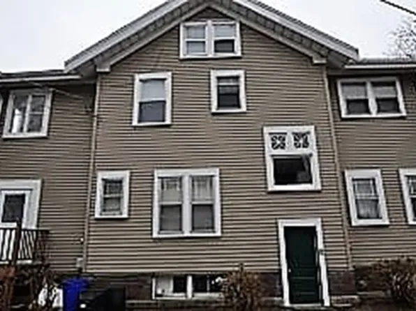 999 N Main St, Rockford, IL 61103