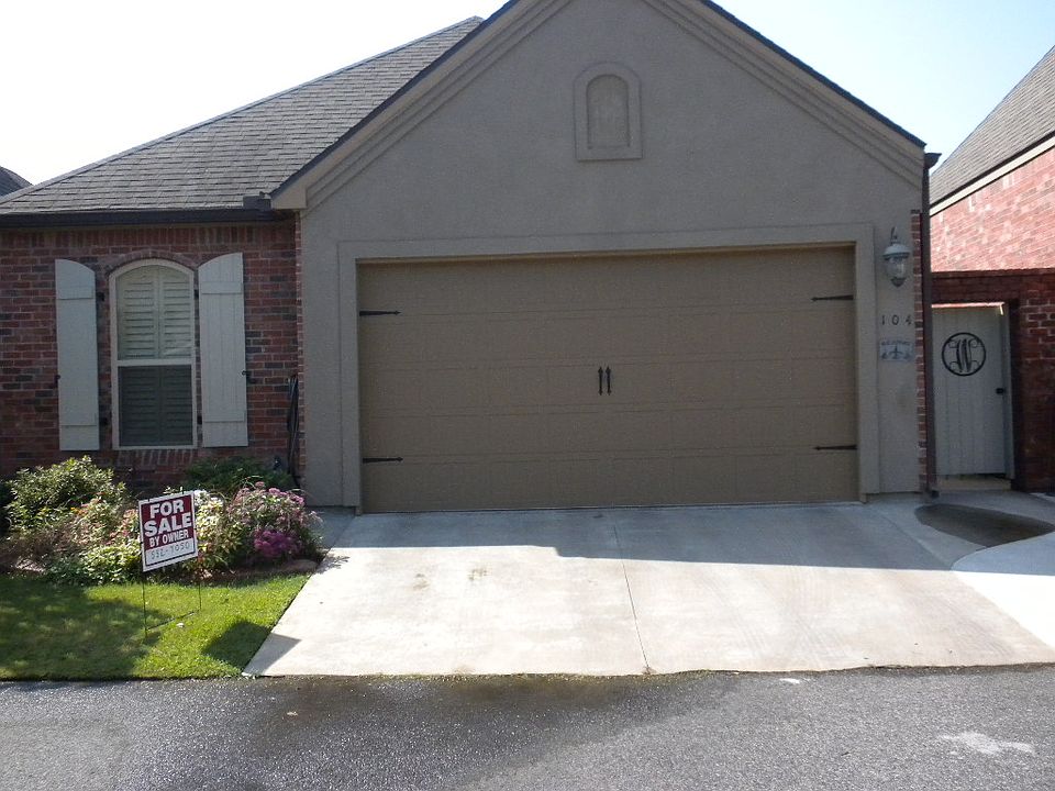1st image of 104 Serenity Sound Dr