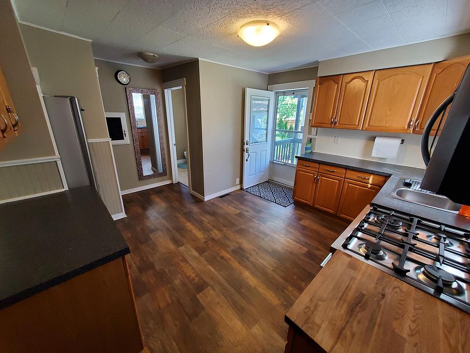 230 Pierre Ave, Windsor, ON N9A 2J8 Zillow