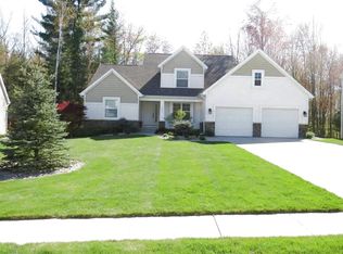 3607 Plumtree Ln, Midland, MI