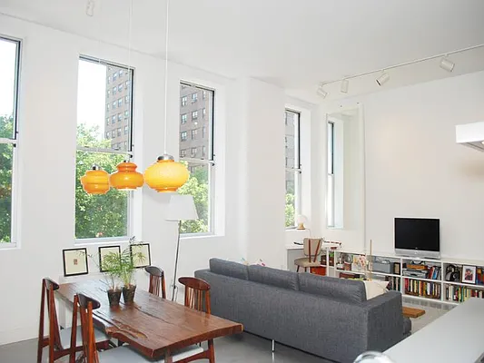 Rented by Sotheby's International Realty | media 36