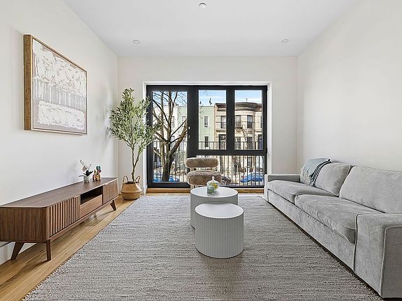 3rd image of 1226 Decatur St #3-B