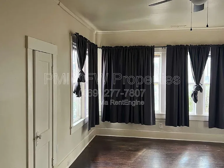 219 S Montreal Ave — Photo 4