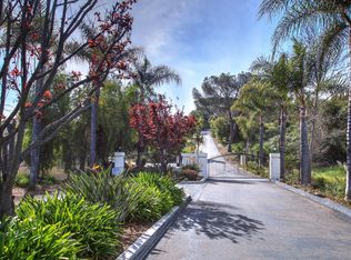 3543 Buena Creek Rd, Vista, CA 92084