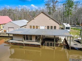 23396 Chene Blanc Ln, Maurepas, LA 70449