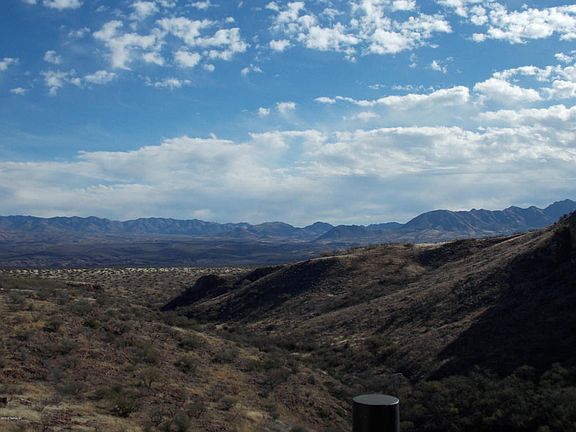 5th image of 69 Guadalupe Ln