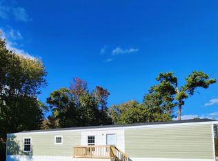 247 Old Airport Rd #18, Newport, NC 28570